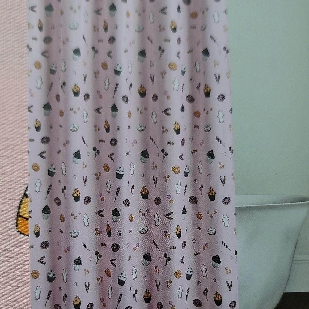 Isaac Mizrahi Pink Candy Design Shower Curtain - Picture 4 of 4